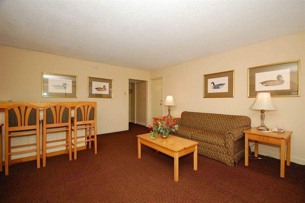 Quality Inn & Suites Conference Center Thomasville Exteriör bild