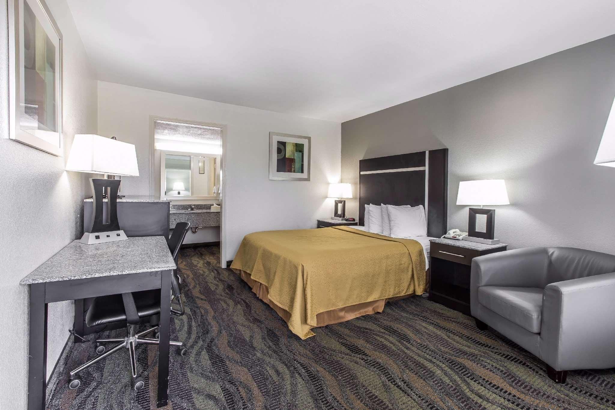 Quality Inn & Suites Conference Center Thomasville Exteriör bild