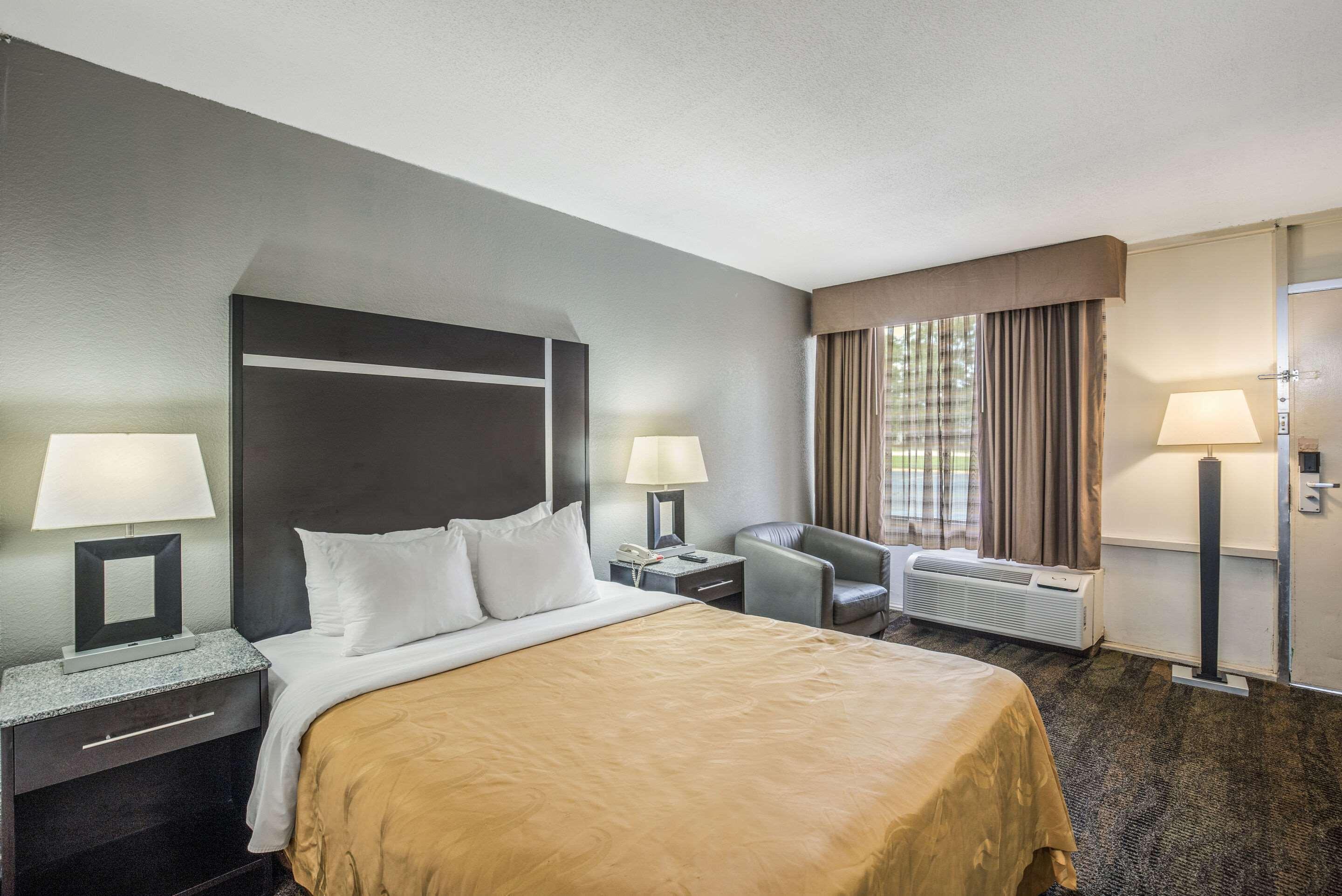Quality Inn & Suites Conference Center Thomasville Exteriör bild
