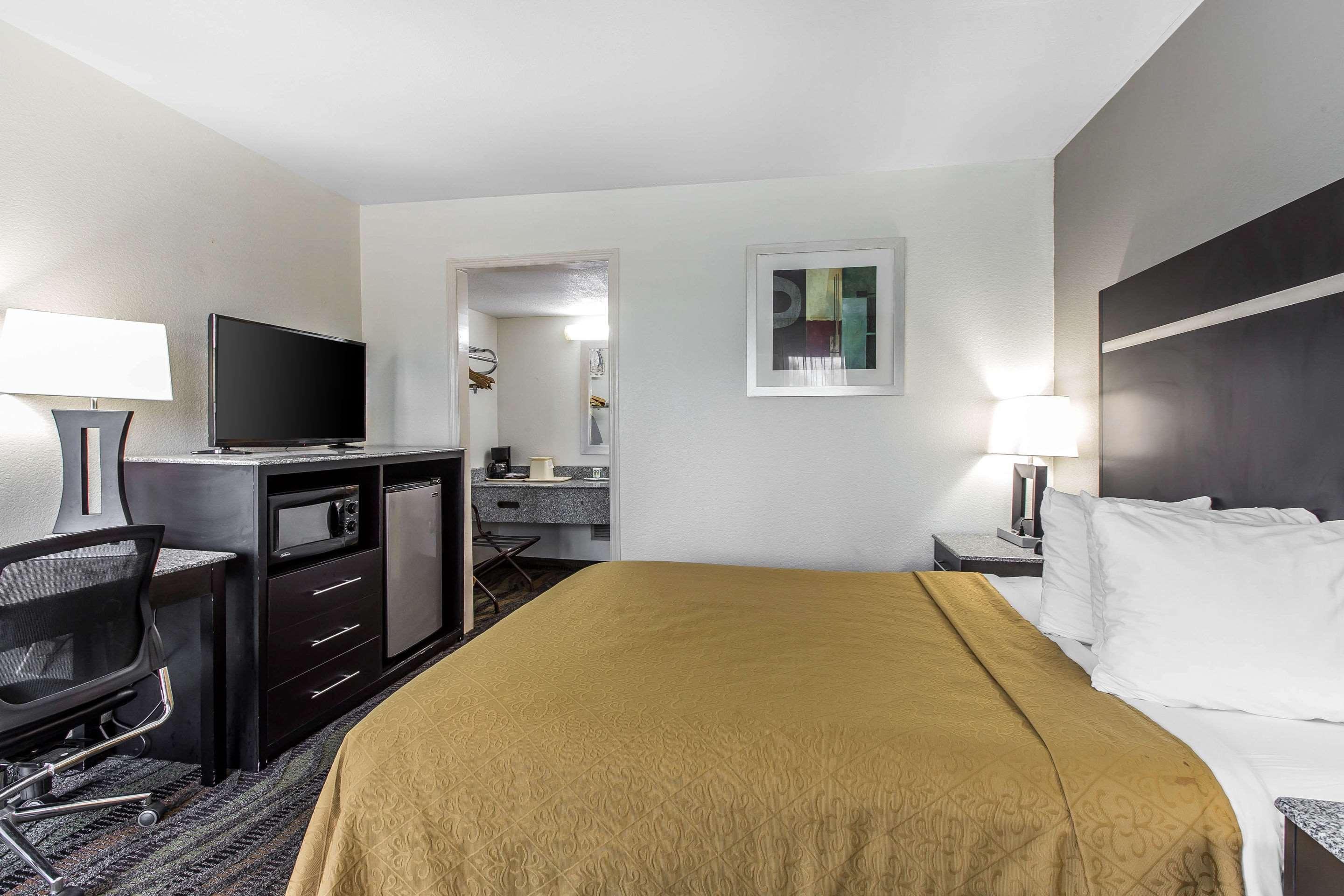 Quality Inn & Suites Conference Center Thomasville Exteriör bild