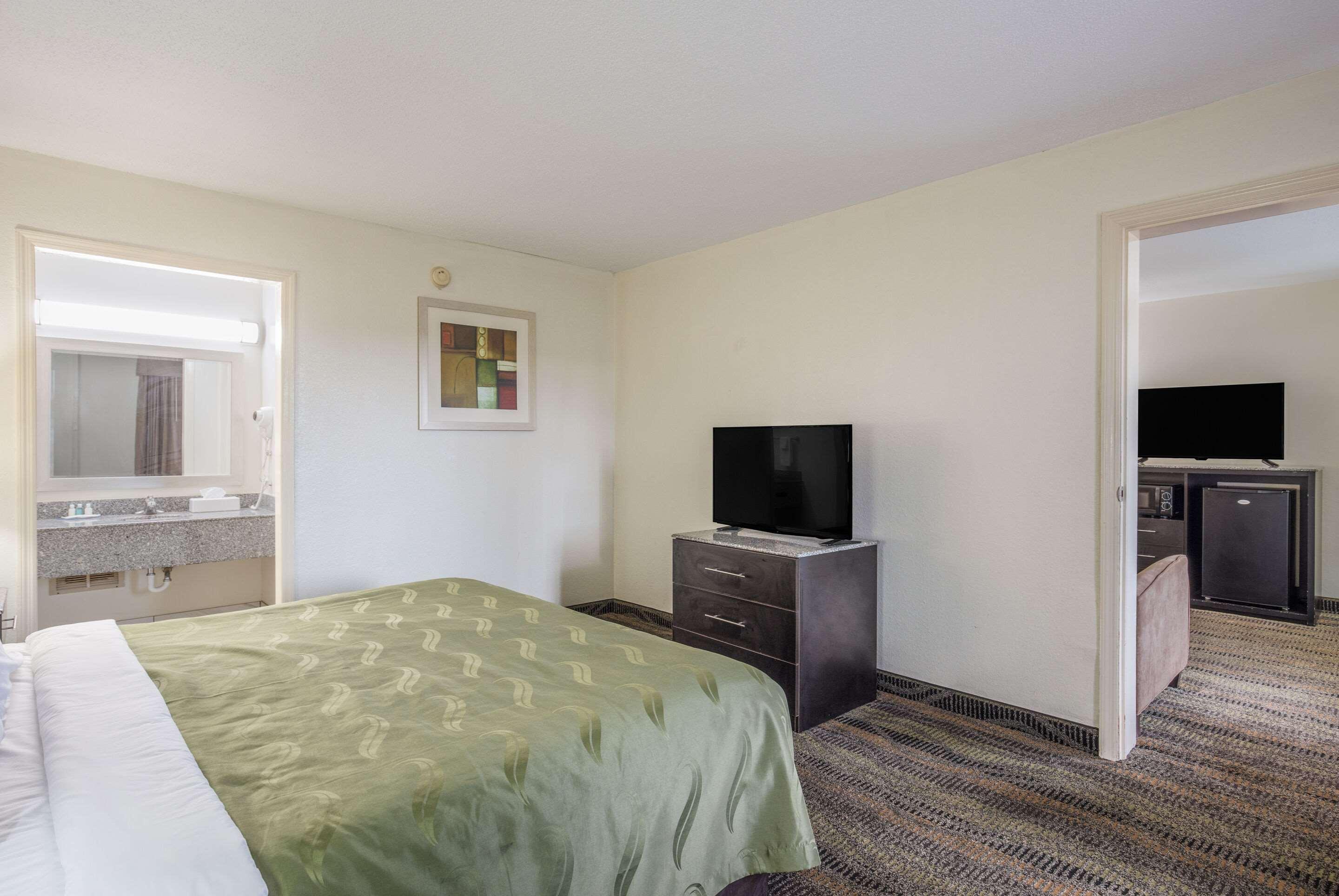 Quality Inn & Suites Conference Center Thomasville Exteriör bild