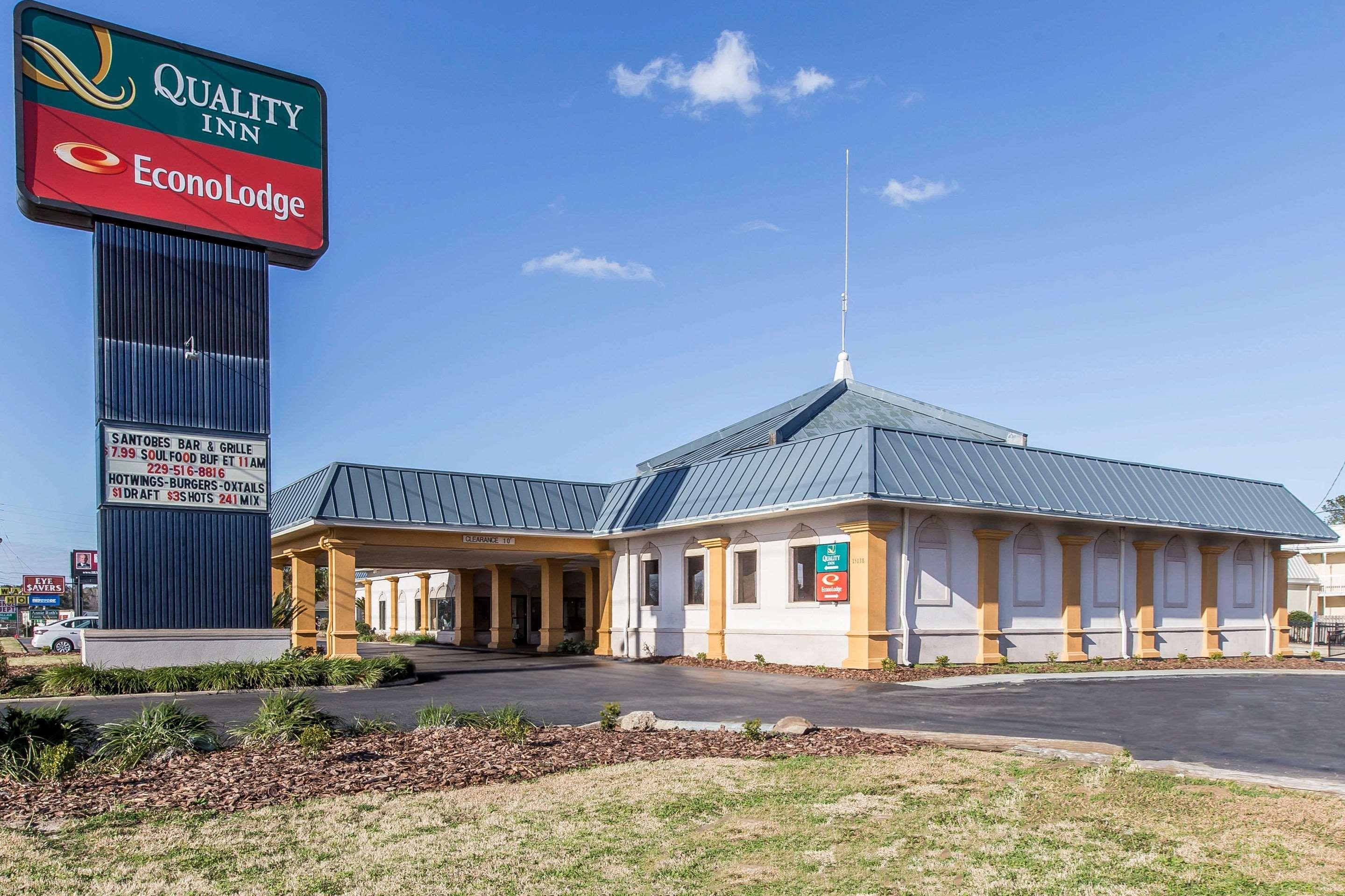 Quality Inn & Suites Conference Center Thomasville Exteriör bild